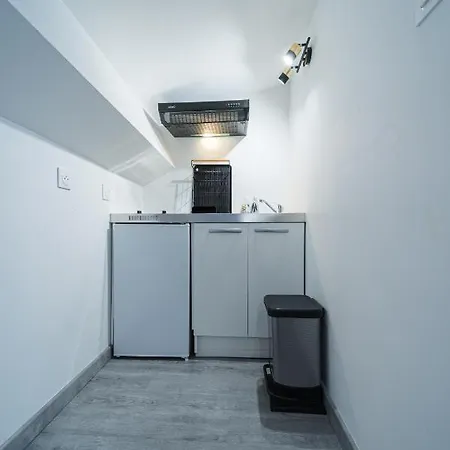 La Cloche Hypercentre Mairie Либурн